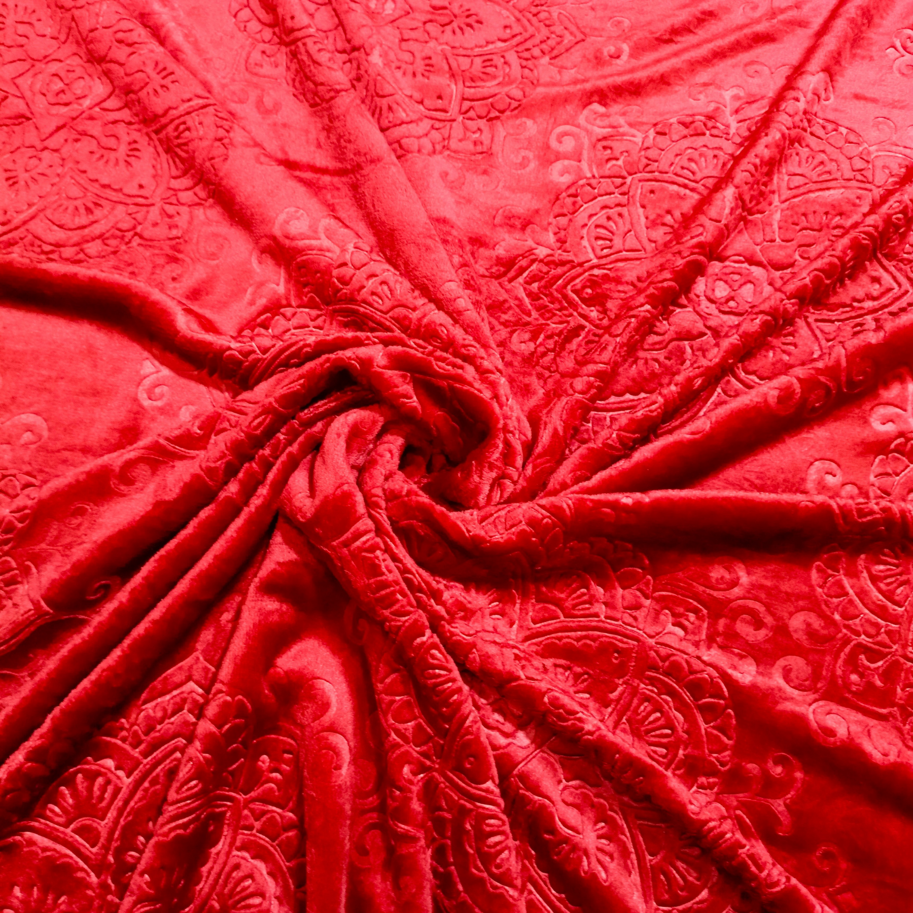Diamond Red Plain Fleece Double Throw AC Blanket - trendifypk